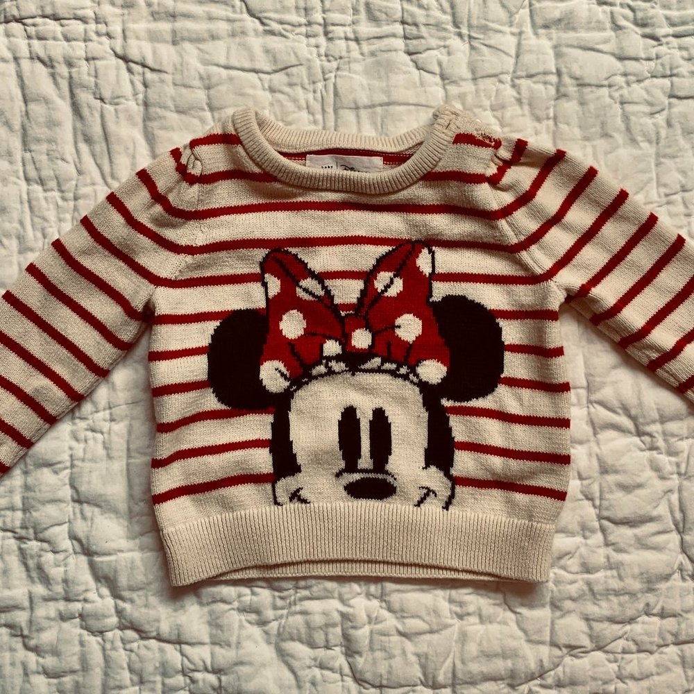 Minnie Mouse sweater